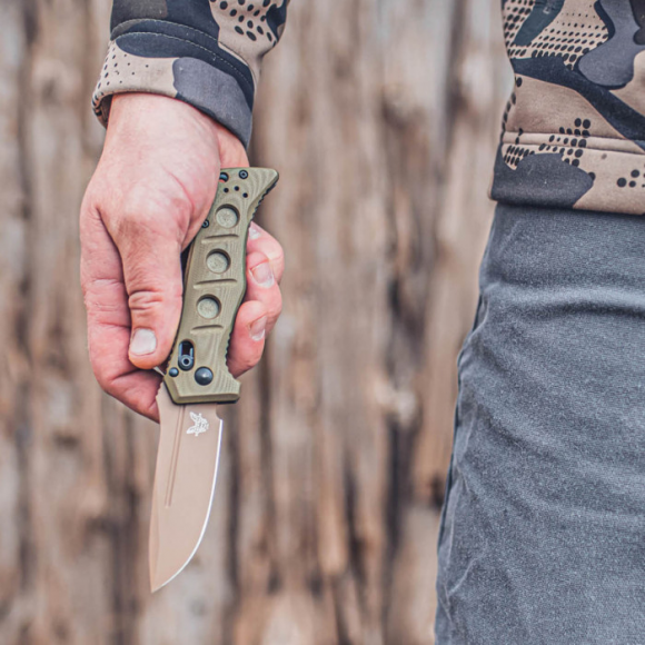 Нож складной BENCHMADE Mini Auto Adamas OD Green G-10 CPM-Cru-Wear