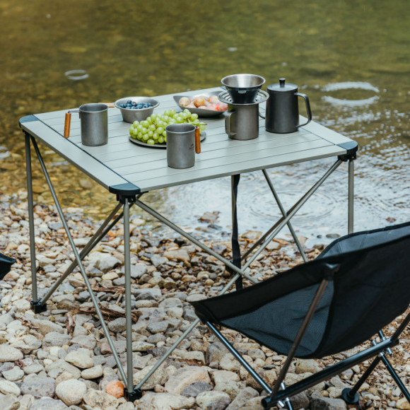 Стол складной NATUREHIKE Yamami L03 L, 69x69см, 3кг, зеленый